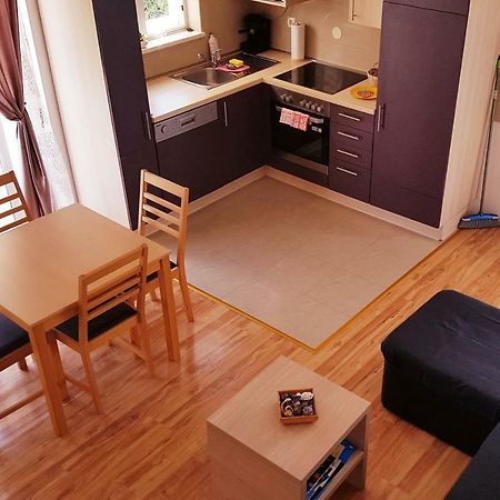 Ferienwohnung Apartman Relax Marina Exterior foto