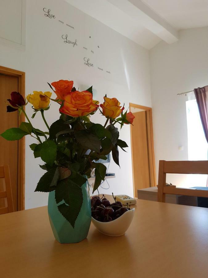 Ferienwohnung Apartman Relax Marina Exterior foto